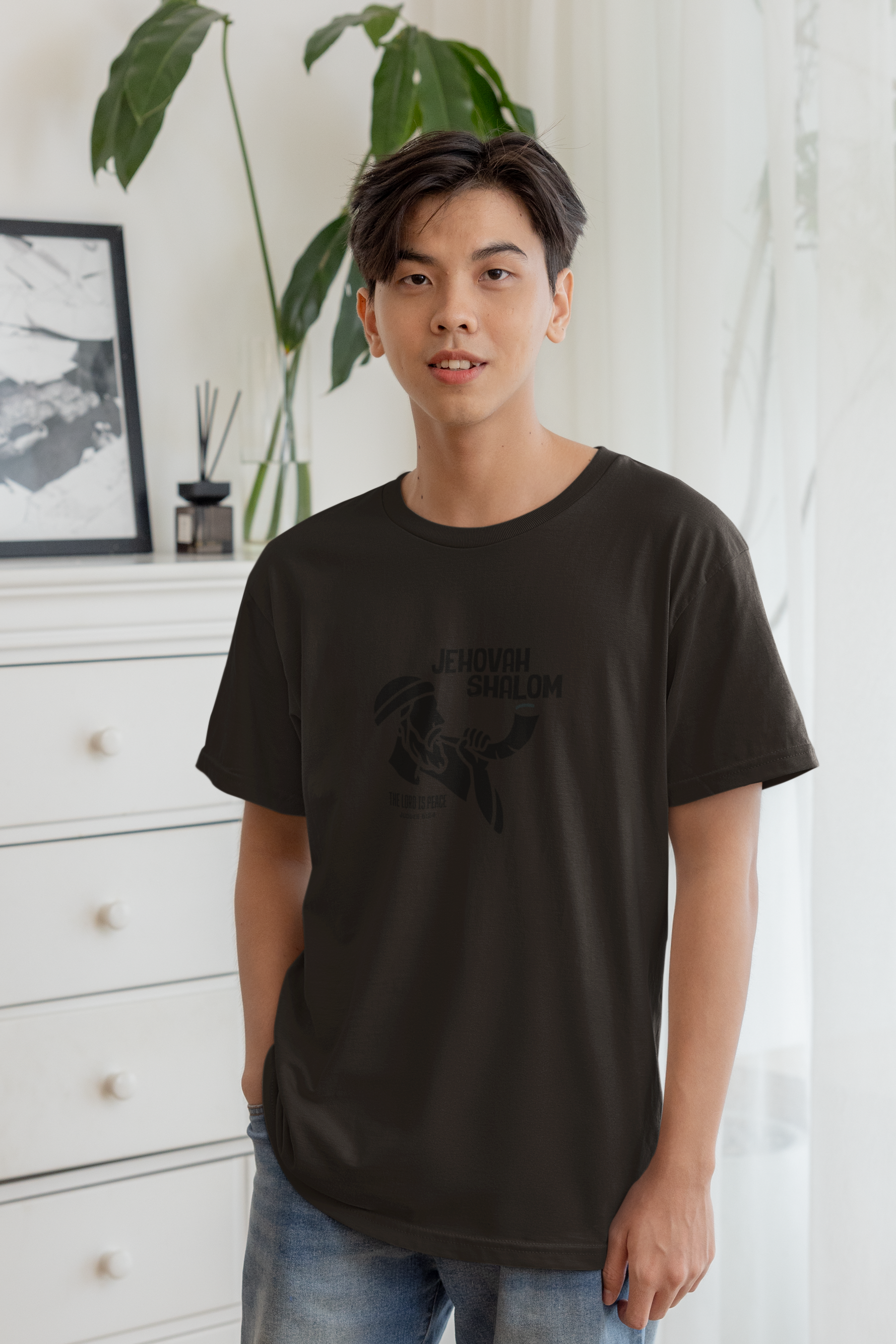 VINTAGE BLACK